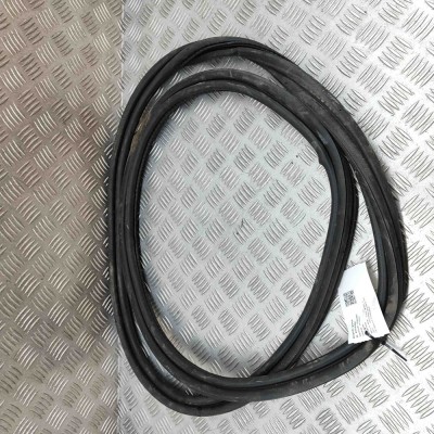 Garnitura de cauciuc motor TESLA MODEL X 2020 OEM: 1486211-00-C 29795984 foto