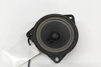 Difuzor ușă dreapta față AUDI E-TRON GT 2022 OEM: 971035415E | 31655947 foto
