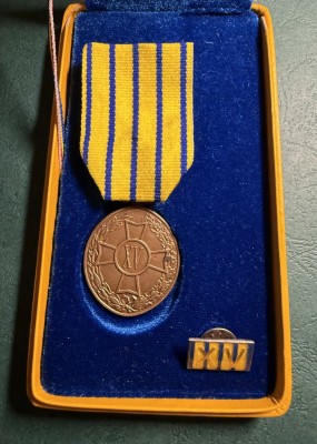 Semnul onorific in serviciul patriei subofiteri 15 ani foto