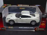 Macheta Nissan GT-R R35 Bburago 1:32