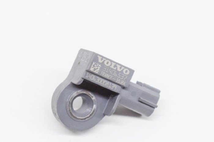 Senzor de impact st&acirc;nga față VOLVO V40 Hatchback 2014 OEM: 31406537 | 11399641