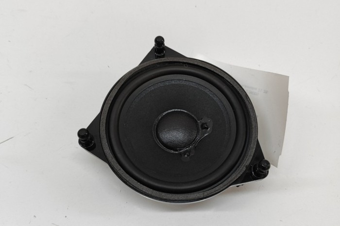 Difuzor ușă dreapta față MERCEDES-BENZ C W205 2016 OEM: A2058205600 | 31646806
