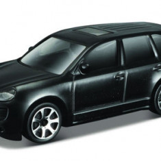 Macheta Masinuta Bburago Street Fire 1:43 Porche Cayenne negru Metalizat,