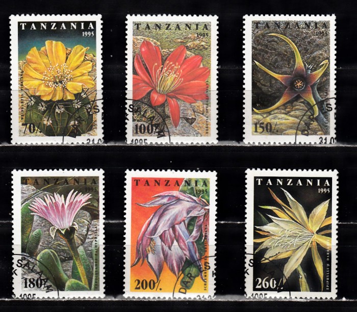 A12 S1 4 - Timbre foart vechi - Tanzania - flori exotice