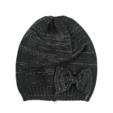 Caciula neagra tricotata cu fundita