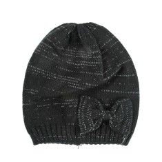 Caciula neagra tricotata cu fundita