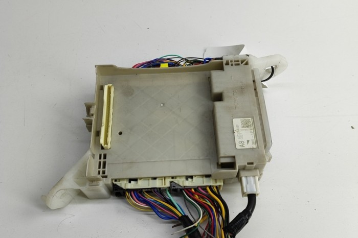 Modul panou de siguranțe LEXUS RX _L1_ 2013 OEM: 82730-48A30,3B05-13191 29629801