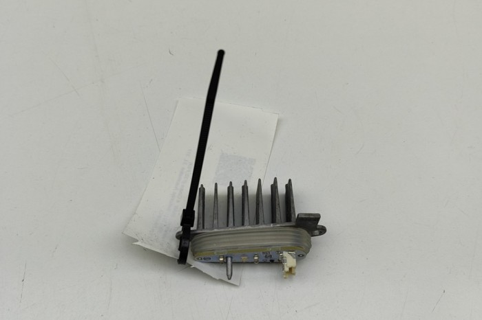 Unitate de control lumini LED BMW 4 Coupe F32, F82 2015 OEM: 1305715258 31456377