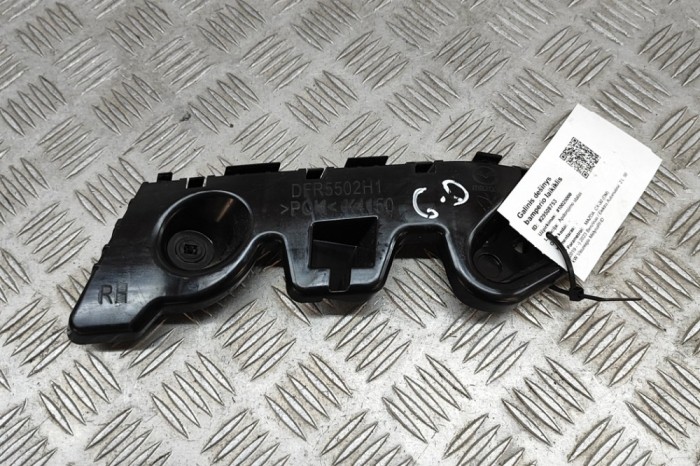 Suport bara de protecție dreapta spate MAZDA CX-30 DM 2023 OEM: DFR5502H1,DFR5-502H1 29508753