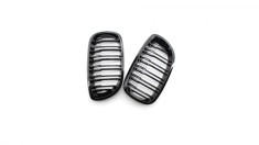 Set 2 grile duble, negru lucios, M Design pentru BMW E46 Coupe Facelift