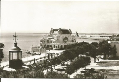 carte postala-CONSTANTA -Farul genovez si Cazinoul foto