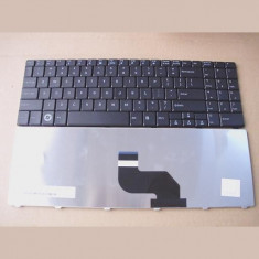 Tastatura laptop noua MEDION Akoya E6217 US foto