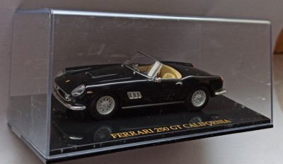 Macheta Ferrari 250 GT California Spyder LWB 1957 - IXO/Altaya 1/43 foto