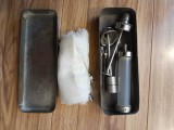 Lot 2 seringa + ace + cutie inox, comunism, instrum medicale, sanatate epoca aur