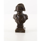 Napoleon -statueta din bronz pe un soclu din marmura FA-70, Religie