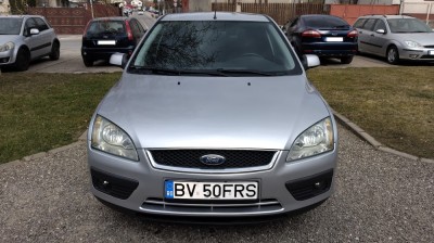 FORD FOCUS 1.6 benzina, 101 cp, 2006, euro 4, GPL, hatchback 5 usi, KEYLESS GO-ENTRY,roti otel iarna-aliaj vara 205 55 16 foto