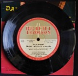 Disc Vinil Mozart / Wiener Akademie Kammerchor - Trois Motets Sacr&eacute;s (7")-Ducretet Thomson-LPP 8606
