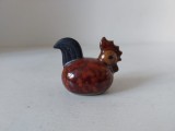 Figurina ceramica, miniatura, cocos, lucrata manual, hand made, 4x3cm, glazurata