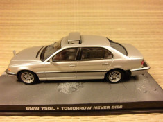 Macheta BMW 750iL (1995) 1:43 IXO foto