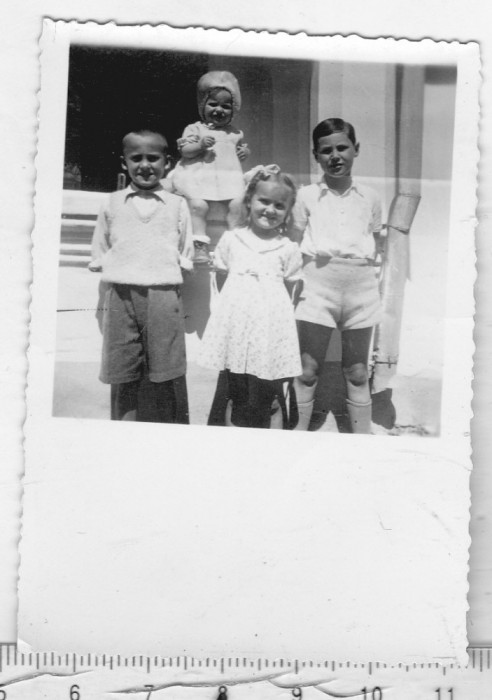 bnk foto Copiii principesei Ileana - 1943