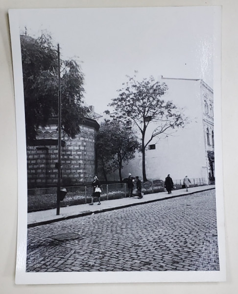 ALTARUL BISERICII &#039;&#039; SFANTUL ANTONIE - CURTEA VECHE &#039;&#039; , BUCURESTI , FOTOGRAFIE EXTERIOARA , ANII &#039;60 - &#039; 70