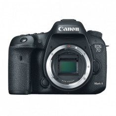 Canon 7D Mark II Body + W-E1 foto