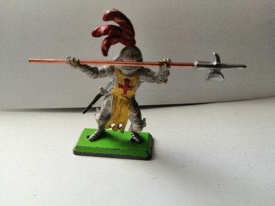 bnk jc Britains Deetail 694 - cavaler cu halebarda foto