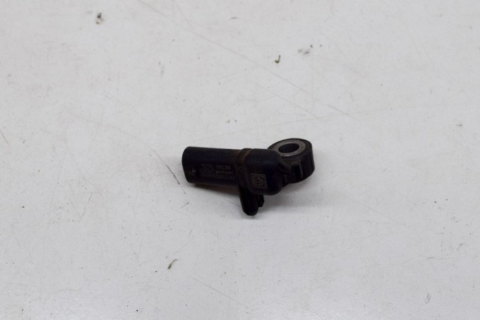 Senzor de impact st&acirc;nga spate LAND ROVER RANGE ROVER VELAR L560 2019 OEM: FK72-14B006-AA 13977970
