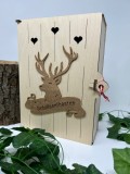 Cumpara ieftin Cutie din Lemn pentru Organizarea Cheilor , Design cu Cerb si Inimioare