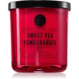 DW Home Signature Sweet Pea Pomegranate lum&acirc;nare parfumată 275 g