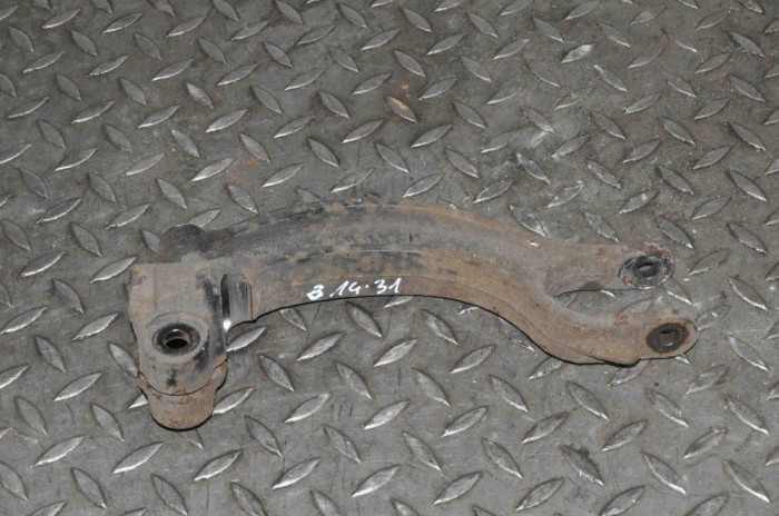 Braț inferior dreapta față AUDI A8 D4 4H_ 2011 OEM: 8r0413b