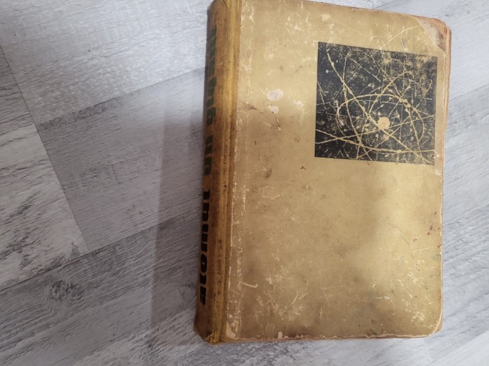 Atomul.Un gigant de Karl Bohm,Rolf Dorge