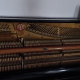 De vinzare pianina LAUBERGER&GLOSS