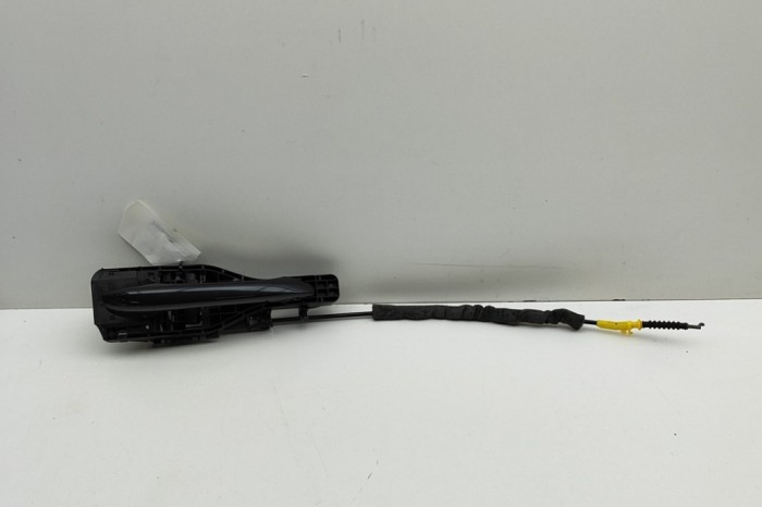 M&acirc;ner exterior ușă dreapta spate PORSCHE MACAN DKN 2021 OEM: 95B837206 | 31538550