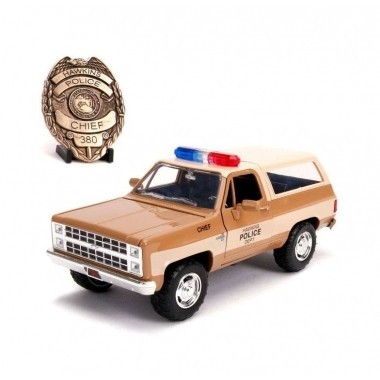 Stranger Things Chief Hopper&amp;#039;s 1980 Chevy K5 Blazer, macheta auto 1:24 foto