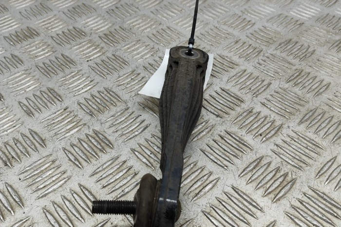 Bieleta stabilizatoare dreapta spate VW ID.3 E11 2021 OEM: 1EA505466 22059221