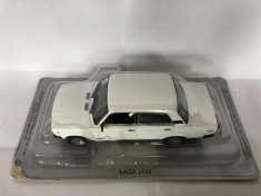 Lada 2105 ? Kultoweauta, 1:43 Deagostini PL foto