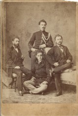 41PMD Eustațiu Cristoforeanu și sublocotenent Costache de la jandarmii pedeștri din București, studio Duschek