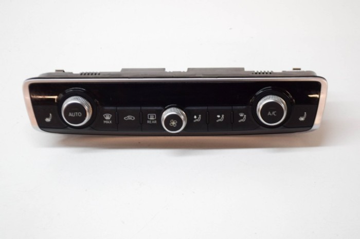 Modul de climatizare AUDI A3 Limousine 8VS, 8VM 2017 OEM: 8V0820043Q 13741619