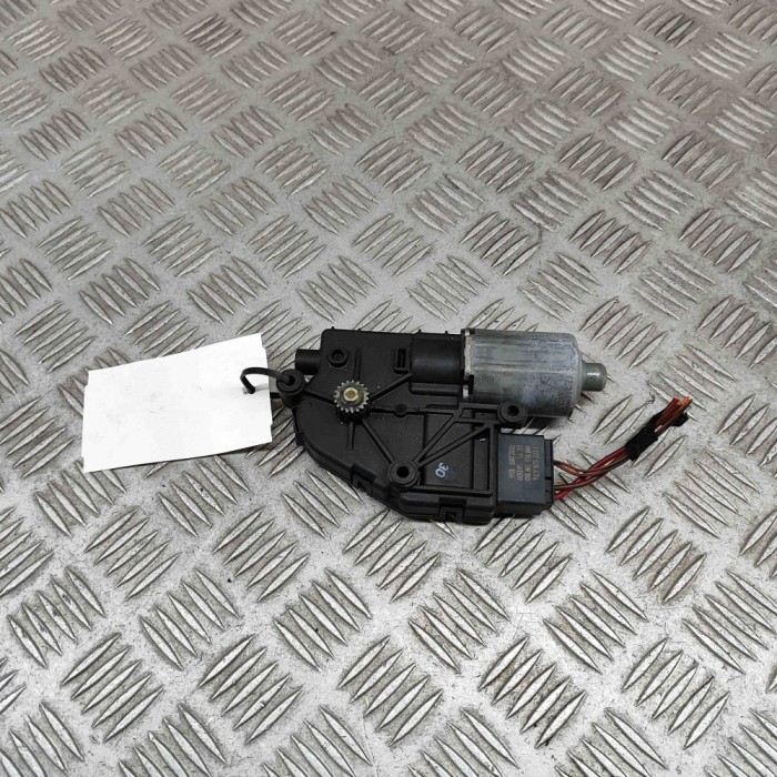 Motor trapa AUDI Q7 4L 2007 OEM: 4L0959591,0390200071 29771461