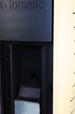 Termosemineu pe peleti Fornello Royal 18 kw complet echipat pentru incalzire, pompa, vas expansiune, aprindere automata, buncar peleti integrat, culoa