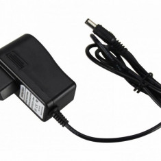 Alimentator 100-240V la 12V 1A 2.5x5.5 mm LN-EU12V1A