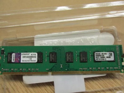 Kingston PC3-10600 (DDR3-1333) 4 GB DIMM 1333 MHz PC3-10600 DDR3 Memory (KVR1333 foto