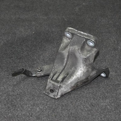 Suport motor dreapta AUDI A4 8EC, B7 2006 OEM: 8E0199308J | 2089525 foto