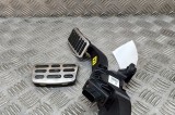 Pedala de accelerație KIA STONIC YB 2023 OEM: 32700-XXXXX,32825-2P110 22966271