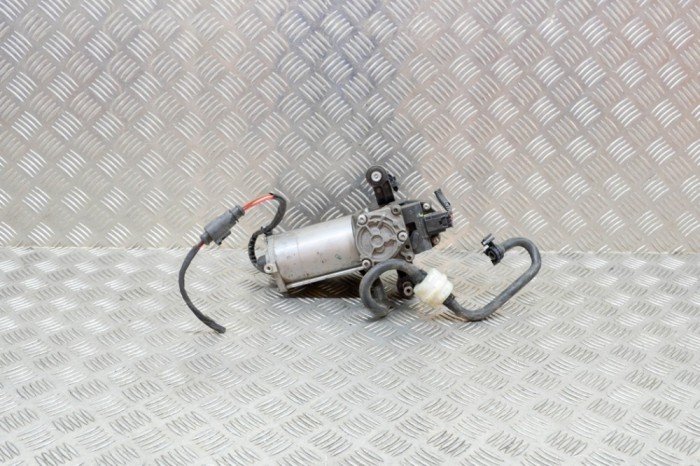 Compresor suspensie pneumatică TESLA MODEL S 2017 OEM: 4154066001 13584946