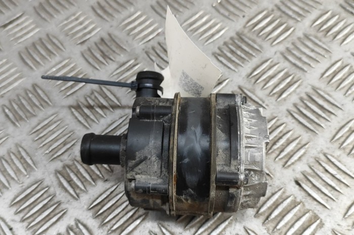 Pompa de apa auxiliara AUDI A3 Sportback 8VA, 8VF 2018 OEM: 04L965567,0392024003 30824861