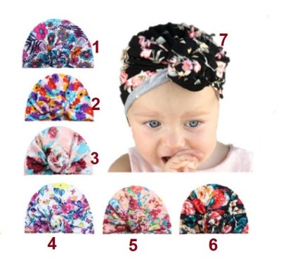 Caciulita inflorata tip turban (Marime Disponibila: 3-6 luni (Marimea 18 foto