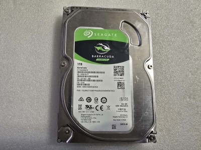 Hard disk desktop Seagate BarraCuda 1TB, 7200rpm, 64MB SATA-III ST1000DM010 foto