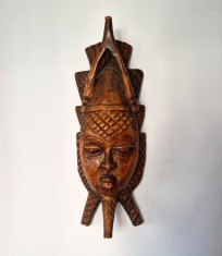 decor etnic Masca Africana din lemn 70 cm inaltime lucrata manual jumatatea sec XX barbat sculptat arta tribala